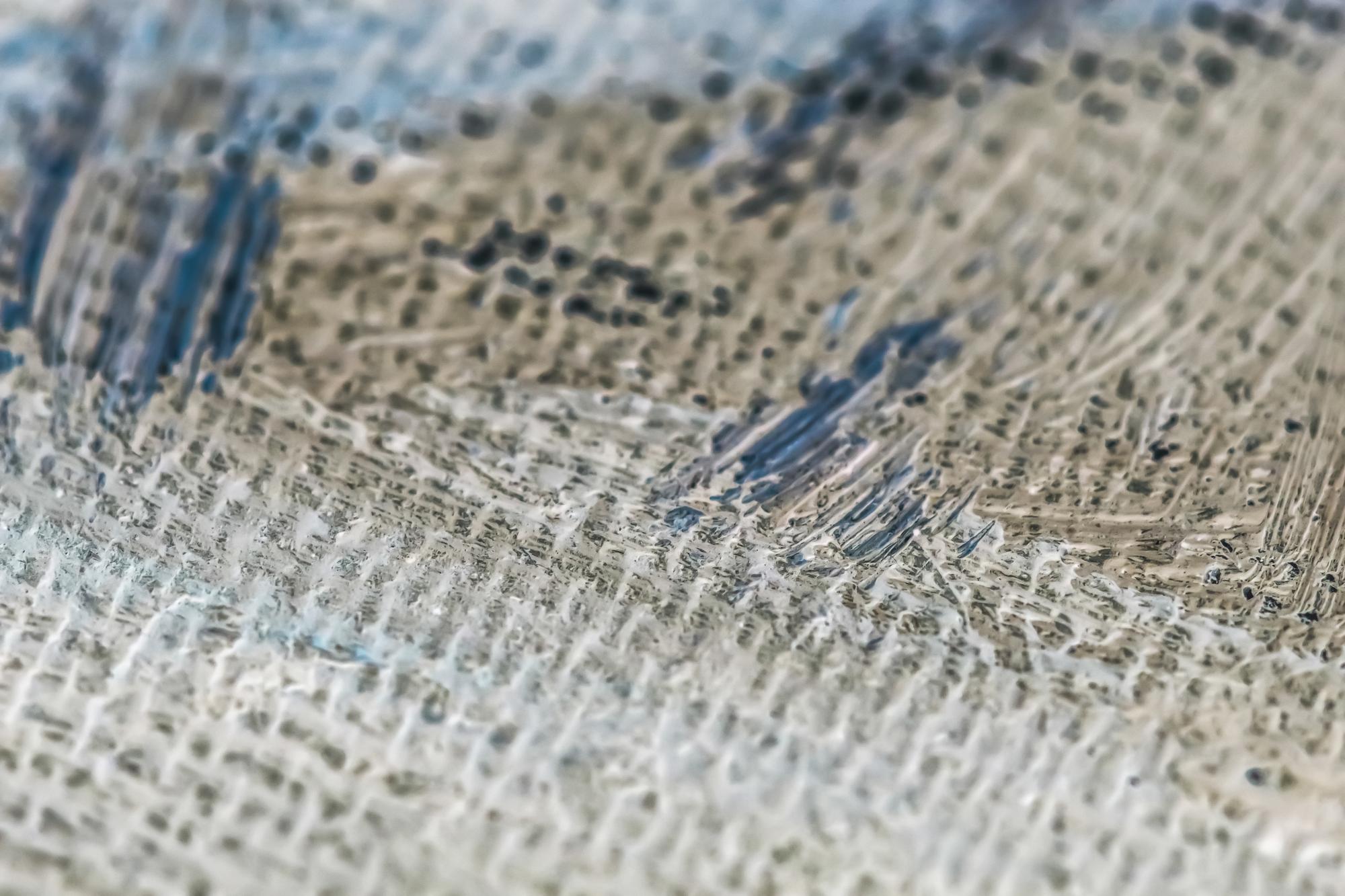 detailed thread texture under magnifier
